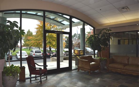 Parkside Drive Office Building: 10201 Parkside Drive, Knoxville, TN 37922
